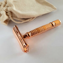 Load image into Gallery viewer, Bare &amp; Co. Reusable Safety Razor